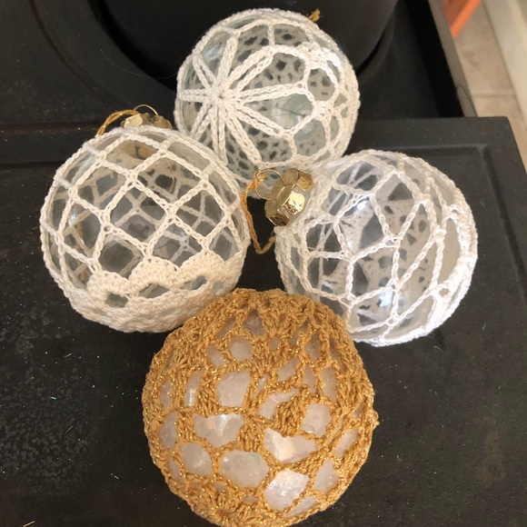 Set of four Crocheted Christmas Bulbs - Picture 3 of 4